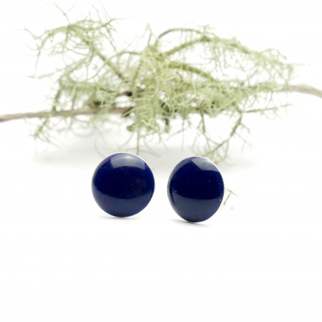 Boucles d'oreilles rondes en argent 925 et résine bleu marine créateur français