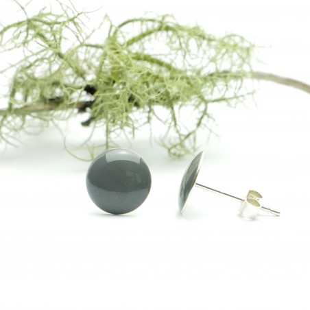 Sterling silver minimalist earrings with mouse grey resin NIJI 30,00 €