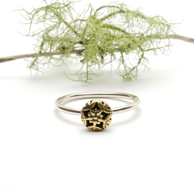 Little sterling silver and bronze ring Home 27,00 € Little sterling silver and bronze ring Home 27,00 €