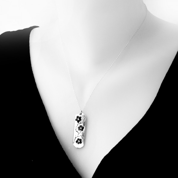 Black Sakura flower long necklace in 925/1000 silver made in France Desiree Schmidt Paris Cherry Blossom 77,00 €