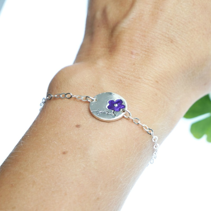 Bracelet réglable rond Fleurs de Cerisier en argent massif et résine violette Fleurs de Cerisier 57,00 €