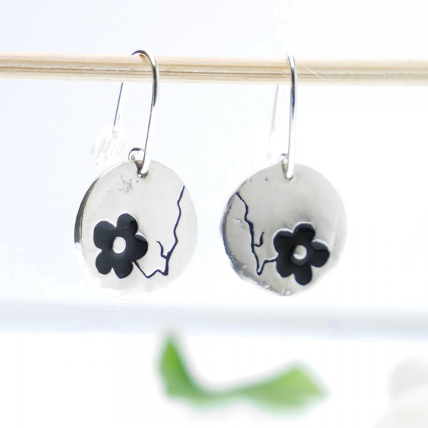 Black Cherry Blossom earrings. Sterling silver and resin. Cherry Blossom 85,00 €