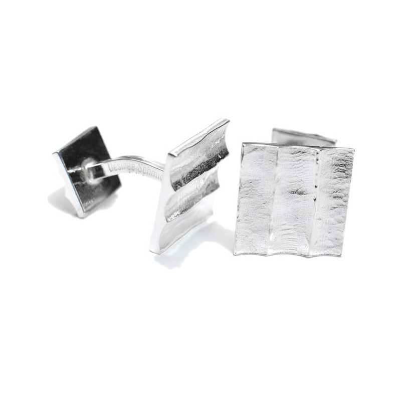 Boutons de manchettes Bamboo en argent massif Pour homme 77,00 € Boutons de manchettes Bamboo en argent massif Pour homme 77,00 €