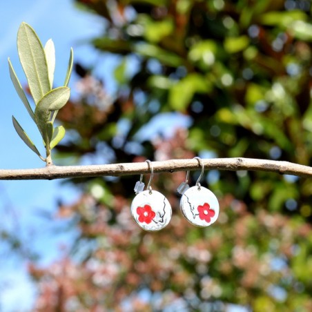 Boucles d'oreilles pendantes Fleurs de Cerisier rouges en argent 925 faites main en France