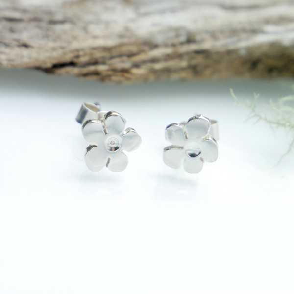 Kleine Sterling Silber Kirschblumen Ohrringe der Prunus Sammlung Prunus 35,00 €