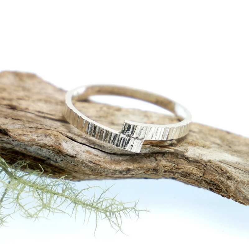 Minimalist sterling silver ring Home 27,00 €