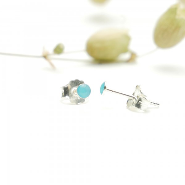 Minimalistische kleine Sterling Silber Ohrringe mit Lagune blaues Harz NIJI 17,00 €
