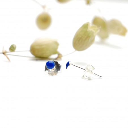 Minimalistische kleine Sterling Silber Ohrringe mit Immergrün blaues Harz NIJI 17,00 €