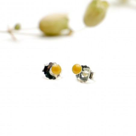 Boucles d'oreilles puces en argent massif 925/1000 et résine jaune d'or nacré collection Niji NIJI 17,00 €