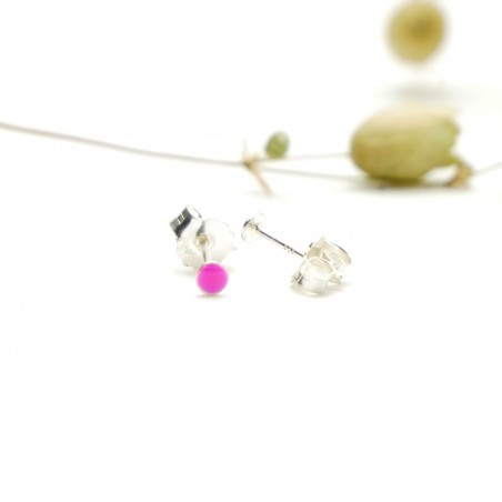 Boucles d'oreilles puces en argent massif 925/1000 et résine rose fuchsia collection Niji NIJI 17,00 €