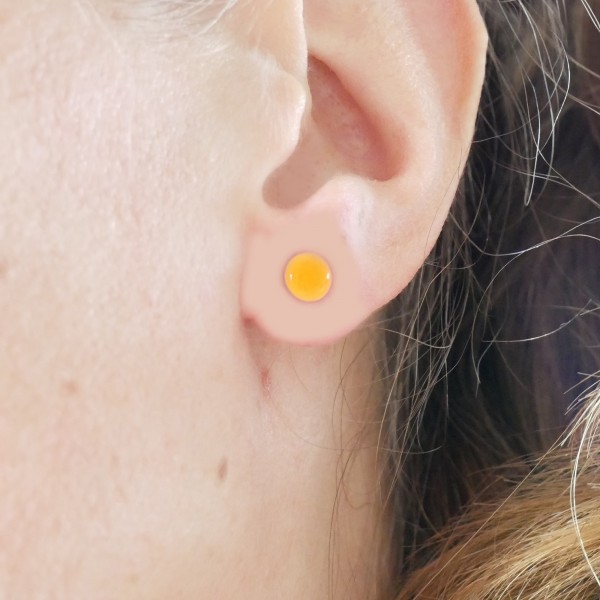 Minimalistische kleine Sterling Silber Ohrringe mit fluoreszierendes Oranges Harz NIJI 25,00 €