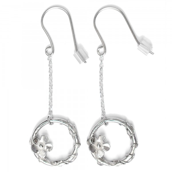 Sakura flower pendant earrings. Sterling silver. Sakura 77,00 €