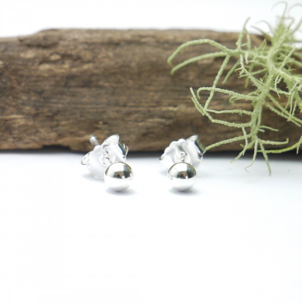 Boucles d'oreilles puces bille en argent 925/1000 recyclé en France minimalistes et simples