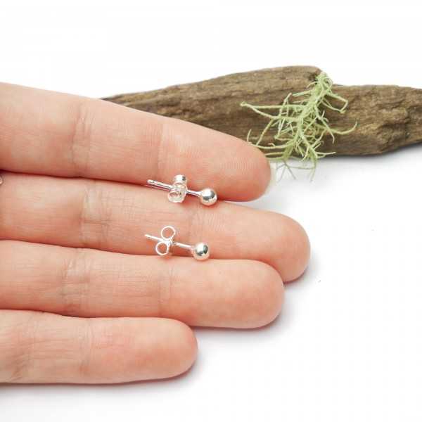 Boucles d'oreilles puces bille en argent 925/1000 minimalistes fabrication française