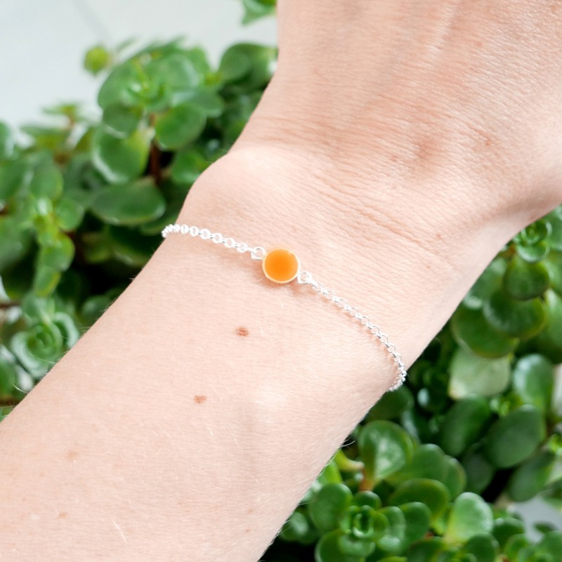 Bracelet in sterling silver 925/1000 and fluorescent orange resin adjustable length Desiree Schmidt Paris Home 25,00 € Bracelet in sterling silver 925/1000 and fluorescent orange resin adjustable length Desiree Schmidt Paris Home 25,00 €