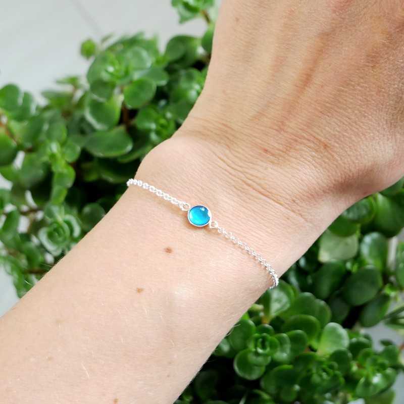 Bracelet in sterling silver 925/1000 and poppy red resin adjustable length Desiree Schmidt Paris Home 25,00 € Bracelet in sterling silver 925/1000 and poppy red resin adjustable length Desiree Schmidt Paris Home 25,00 €