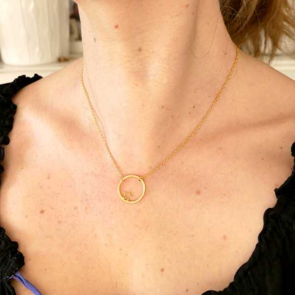 Collier femme ras du cou étoile Nova doré à l'or fin fabriqué en France