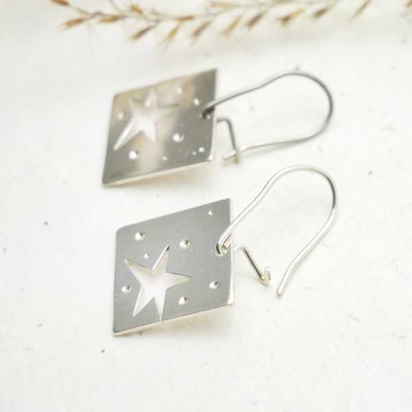 Square dangling Star earrings in 925/1000 silver