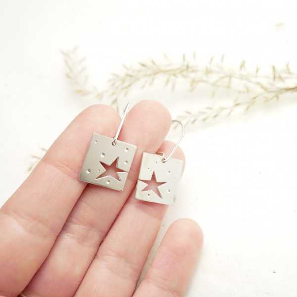 Square dangling Star earrings in 925/1000 silver