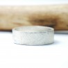 Breiter Sandgestrahlter Ring aus recyceltes 925er Silber für Damen und Herren