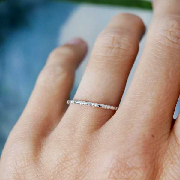 Sterling silver stackable beaded ring 925/1000 minimalist