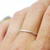 Sterlingsilber Stapelbarer minimalistischer verdrehter Ring