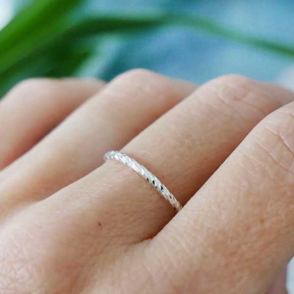 Bague fine en argent massif sans nickel made in France