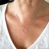 Collier court rond minimaliste Maya en argent 925 recyclé et surcyclé