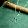 Collier court rond minimaliste Maya en argent 925 recyclé et surcyclé
