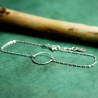 Bracelet rond minimaliste Maya pour femme en argent 925 recyclé et surcyclé ajustable