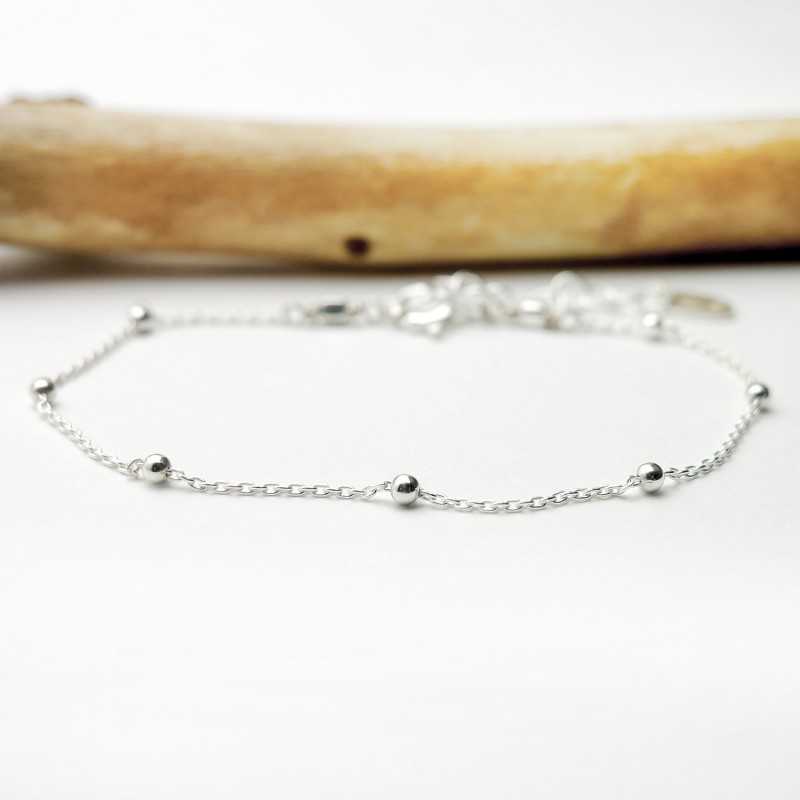 Thin bracelet in minimalist recycled 925 silver with chain and alternating beads