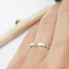 Kreuz geschlagen dünner stapelbare Hochzeitsring aus recyceltes 925...