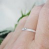Alliance sablée empilable argent 925 recyclé montée d'une perle en ...