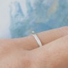 Alliance sablée empilable argent 925 recyclé montée d'une perle en ...