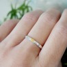 Alliance en argent 925 recyclé et pétale en or 24 ct pour femme et ...