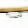 Lange Rindenmuster Ehering aus recyceltem 925er Silber für Damen un...