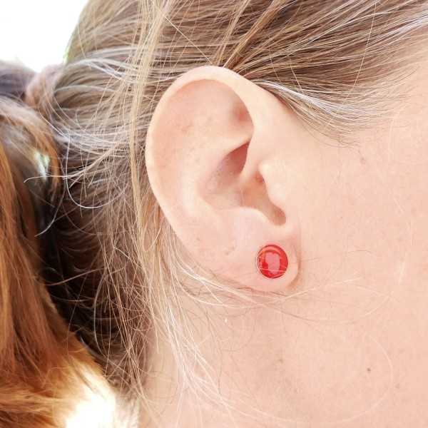 Minimalistische kleine Sterling Silber Ohrringe mit Mohnblumen rotes Harz