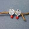 Boucles d'oreilles en argent 925 recyclé et perle de verre rouge Soleil Levant