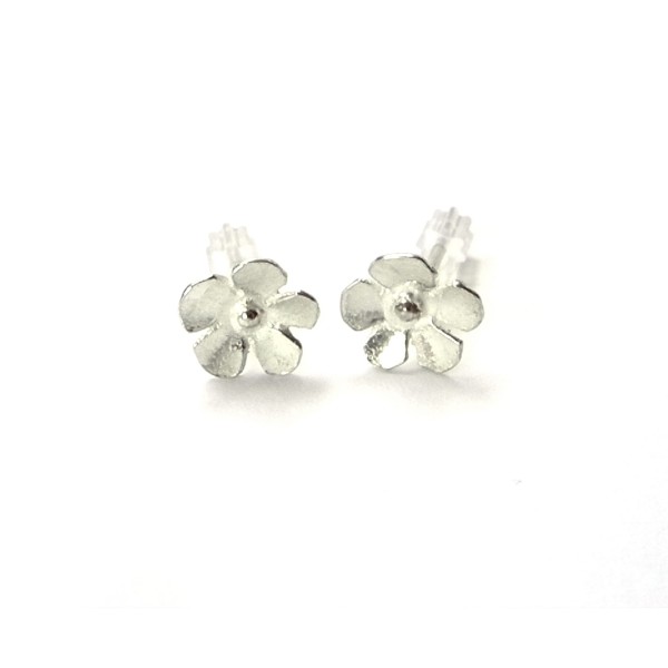 Petites boucles d'oreilles fleurs Sakura en argent 925/1000 Sakura 37,00 €