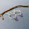 Minimalist round dangling earrings with a small amethyst bead in upcycled and recycled 925 silver ♻ for women.