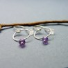 Minimalist round dangling earrings with a small amethyst bead in upcycled and recycled 925 silver ♻ for women.