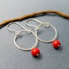 Minimalist round dangling earrings with a small red glass bead in upcycled and recycled 925 silver ♻ for women.