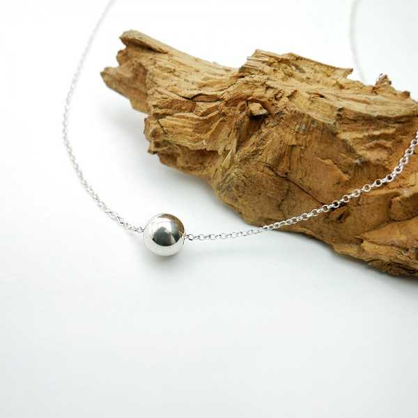 Hollow pearl solitaire necklace in minimalist recycled 925 silver