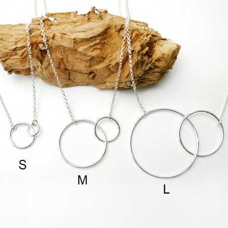 Large Minimalist necklace with two thin intertwined rings recycled 925 silver on a choker chain for women