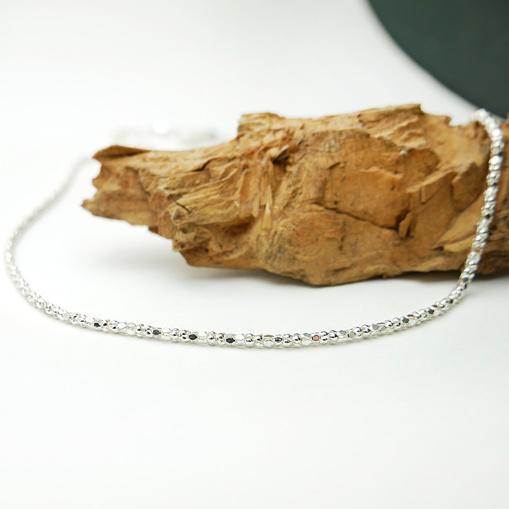 Thick shiny chain in 925 recycled silver, minimalist diamond