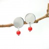 Round stud earrings in recycled 925 silver and red pearl
