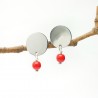 Round stud earrings in recycled 925 silver and red pearl