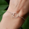 Bracelet deux anneaux ronds entrelacés en argent 925 recyclé minimaliste