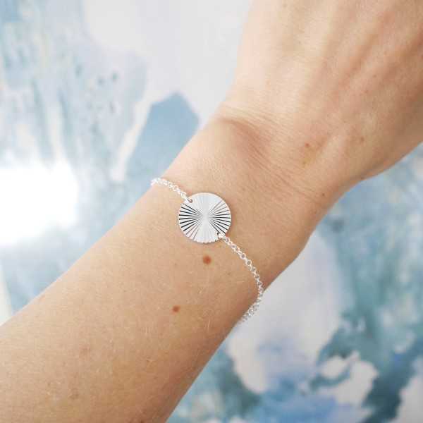Thin 15 mm sun medal bracelet in minimalist recycled 925 silver with adjustable chain