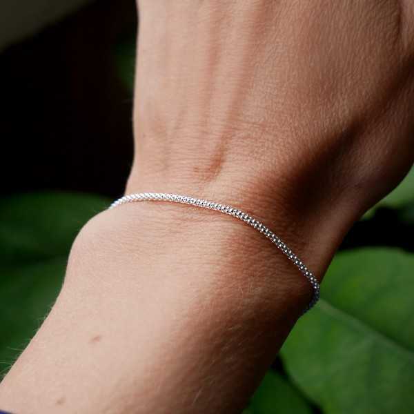 Thick minimalist recycled 925 silver bracelet for women, accumulative and adjustable popcorn chain